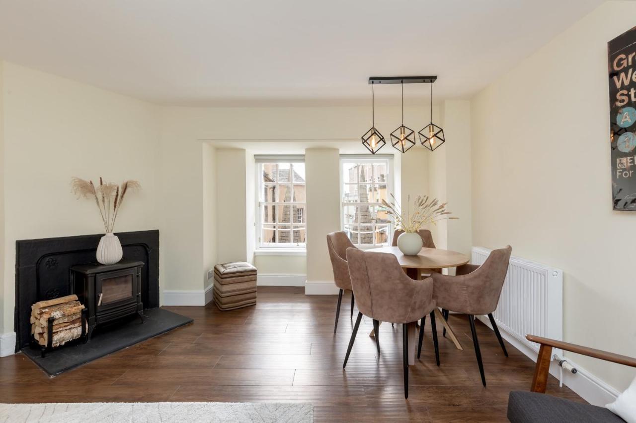 Ferienwohnung Guestready - Elegant 2Br Period Flat In Oldtown Edinburgh Exterior foto